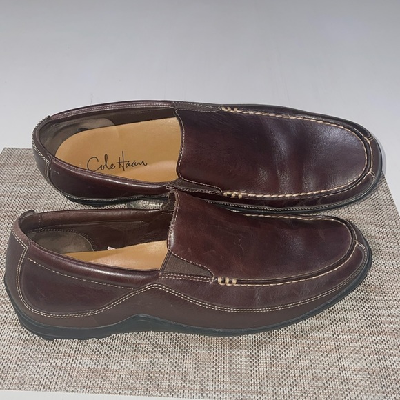 Cole Haan Tucker Venetian Slip-On Loafer in brown. Men\'s 13. Like new condition. main image 10